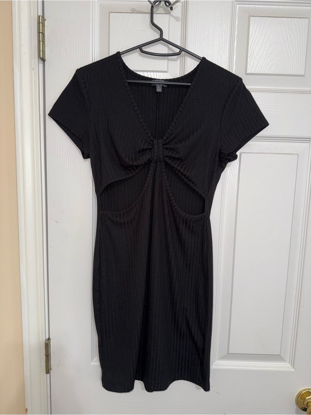 Lily Rose Black Ribbed Cutout Mini Dress – Sleek Bodycon Fit | Size L (Fits M)